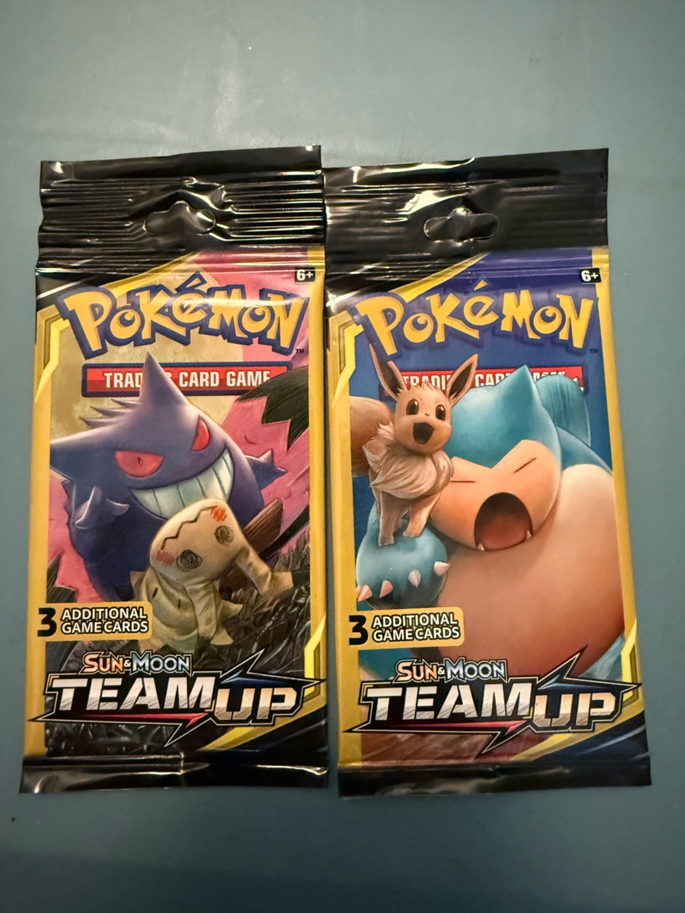 Sun & Moon Team Up Booster Pack - Yellow & Blue